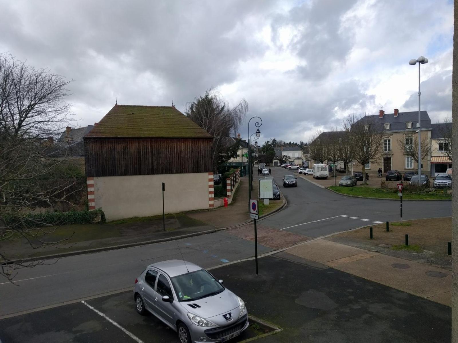 Maison De Jean-moulin, Lumineuse, Moderne, Jardin, Zoo, Prytanée Hébergement de vacances *